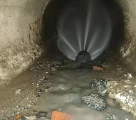 德令哈市政管道清淤