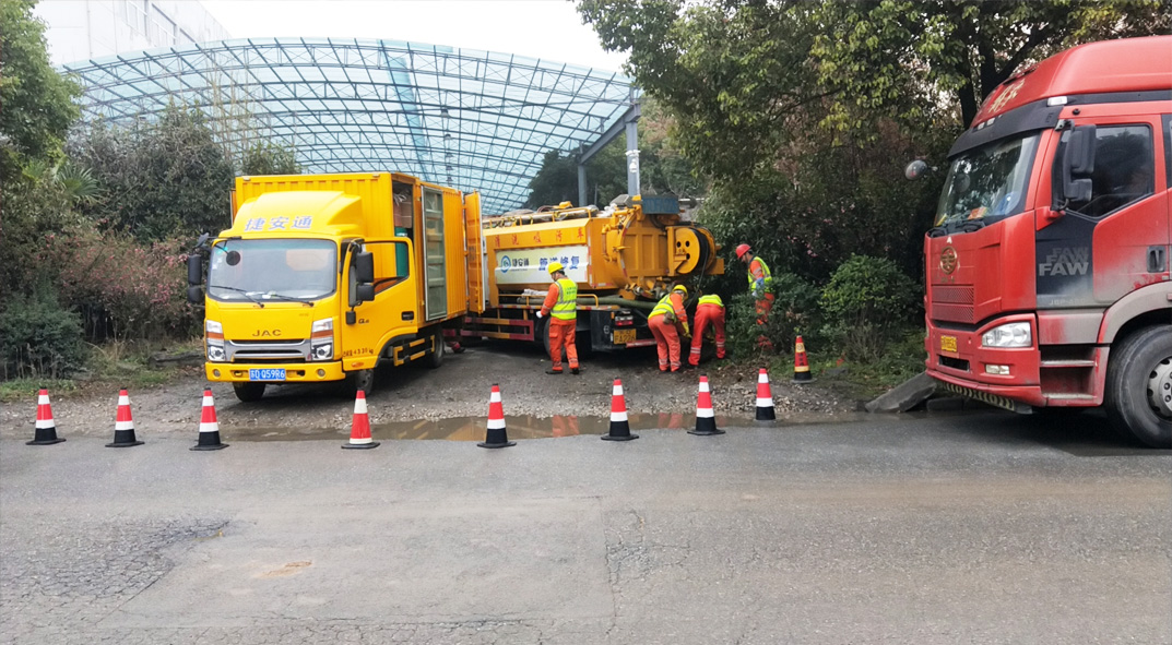 德令哈成区雨污水管网“四位一体”检测疏通项目